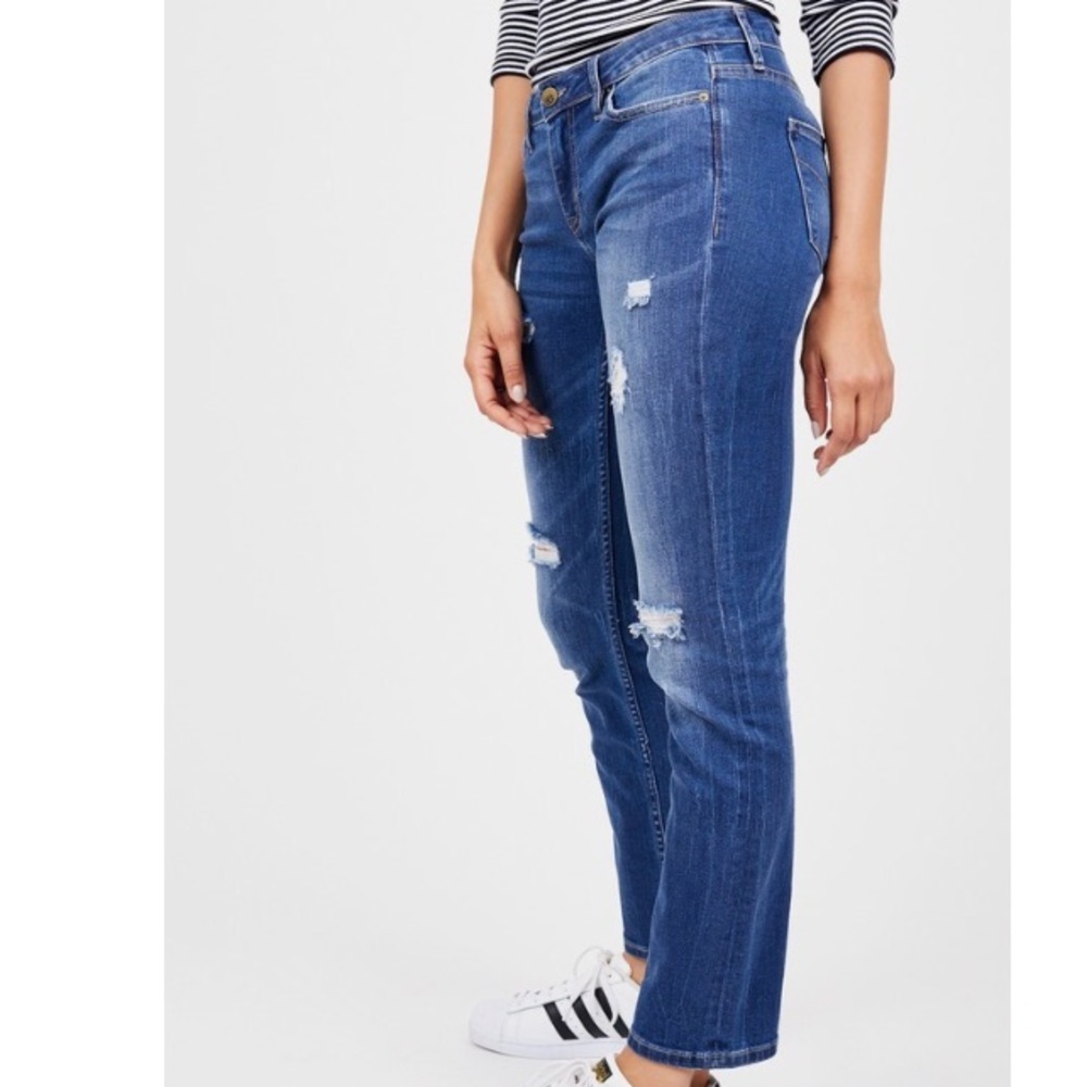 Calvin Klein Mid Rise Straight Leg Jeans 👖 - Picture 3 of 8